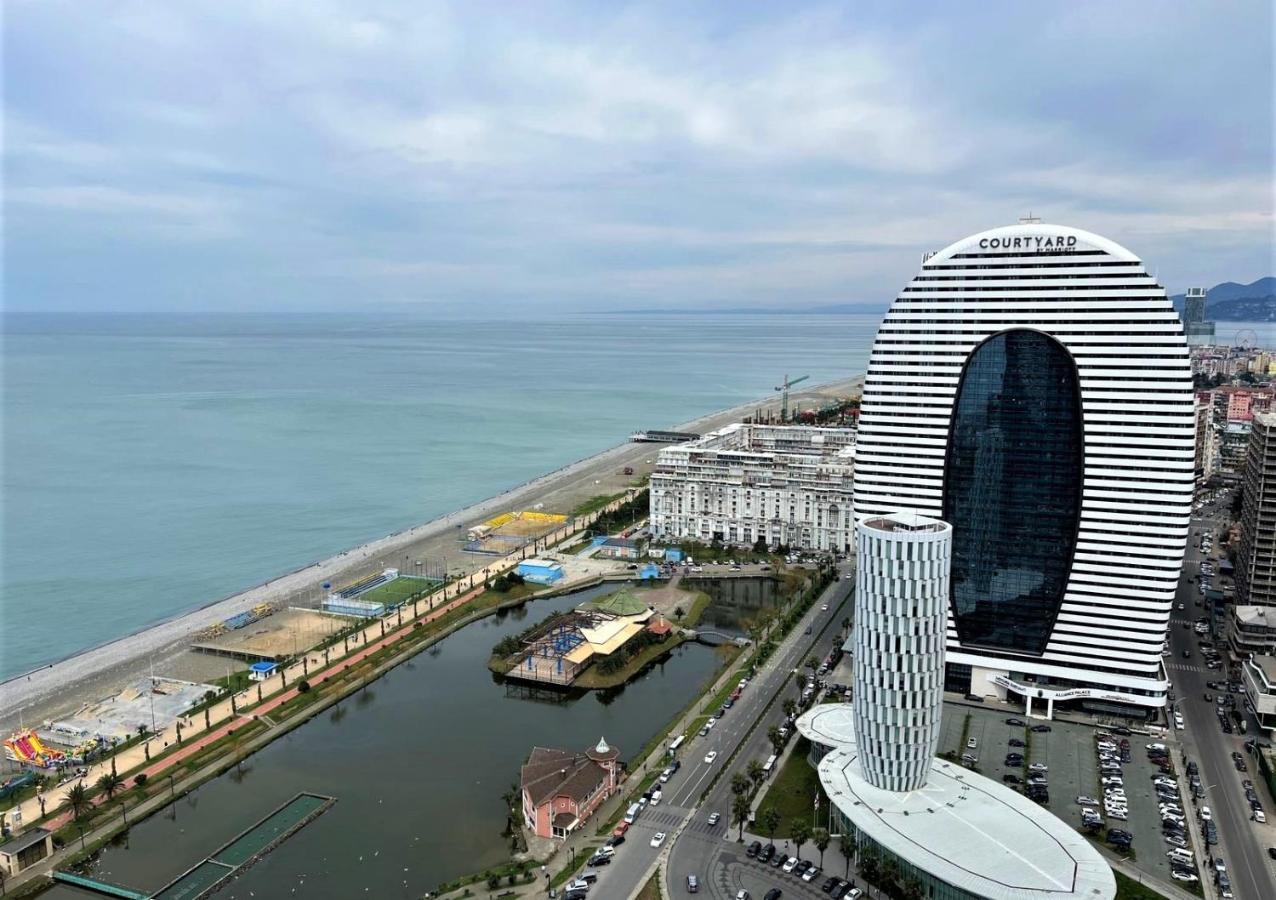 Luxury Sea View Apartments In Orbi City Batumi Luaran gambar